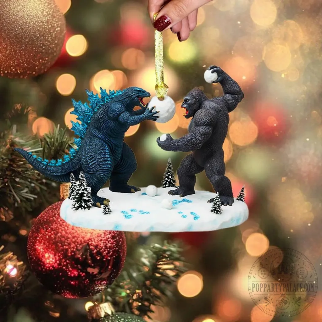 Godzilla Versus King Kong Snowball Fight Christmas Tree Ornament Decoration Godzilla Versus King Kong Snowball Fight Christmas Tree Ornament Decoration